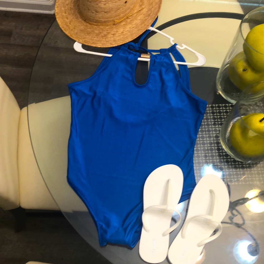 Nordstrom One Piece Bathing Suit. Stunning Design